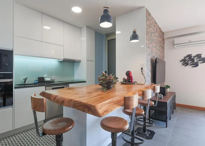 Cathedral Iii Apartment *