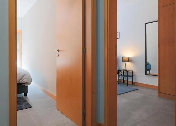 Cathedral Iii Apartment *