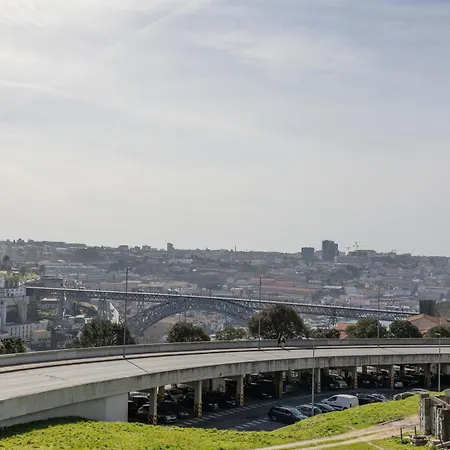 アパート Cathedral Iii