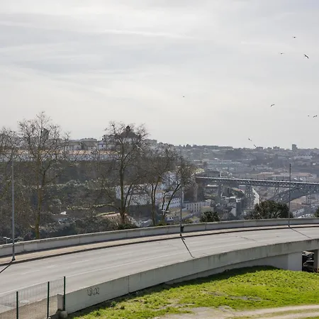 アパート Cathedral Iii ポルト