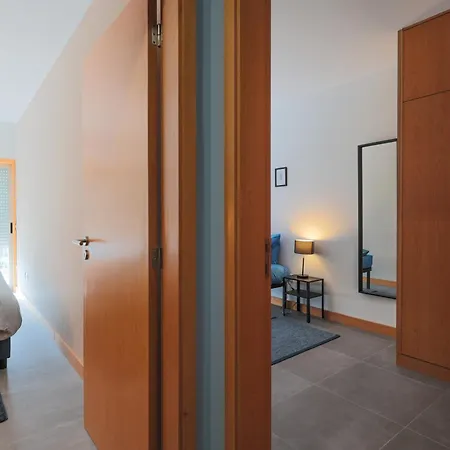 Cathedral Iii Apartment